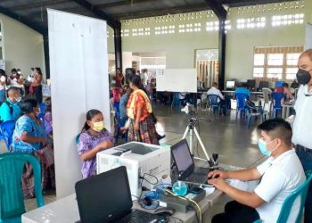 Más de mil beneficiados en jornadas móviles de servicios integrados