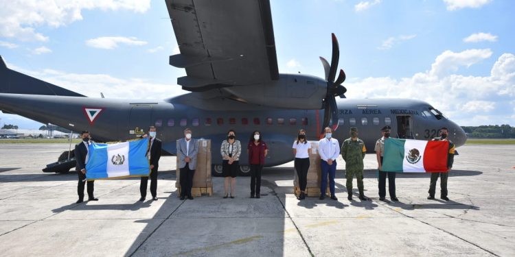 Guatemala recibe donación de ventiladores para atención de pacientes con coronavirus