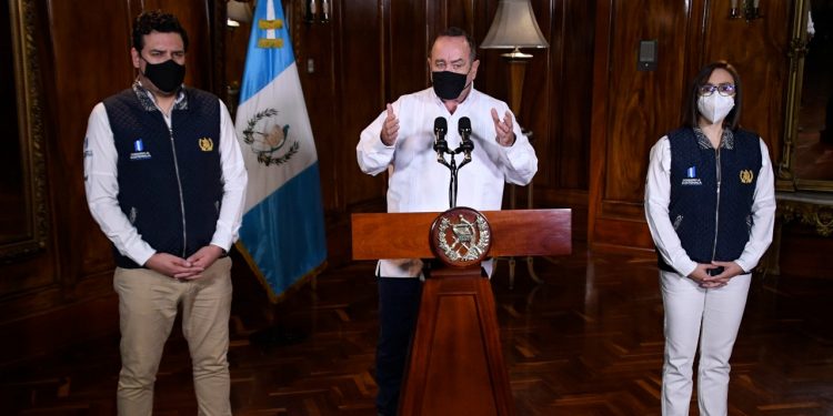 Presidente Alejandro Giammatei en mensaje por el Dia Internacional de los Trabajadores