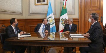 El presidente de México, anuncia en sus redes sociales sobre la firma de un convenio bilateral con Guatemala.