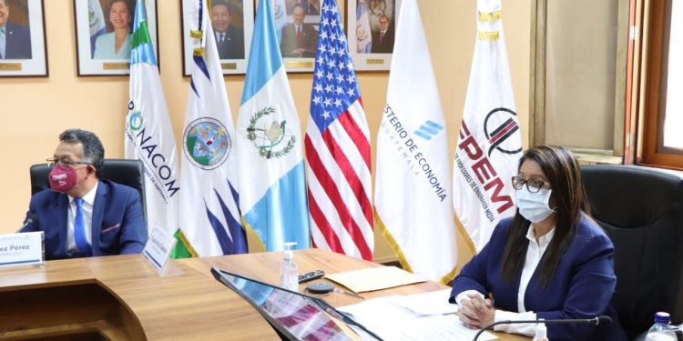 Lanzan profesorado de enseñanza media con especialidad en matemática