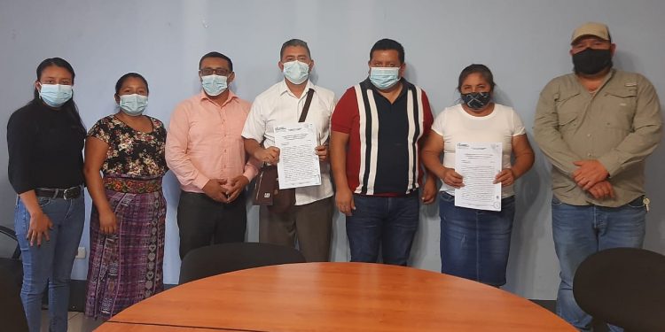 Continúan acciones para llevar desarrollo a comunidades de San Pedro Yepocapa