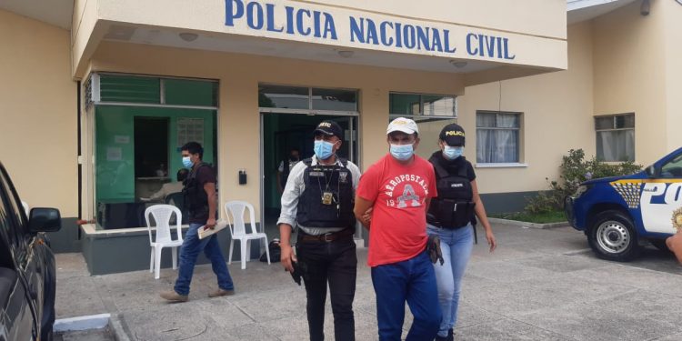 Identidad de uno de los 100 más buscados se establece con el cotejo de huellas dactilares