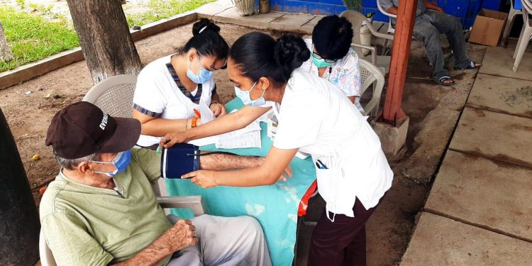 Zacapa registra más de 2 mil personas vacunadas contra el coronavirus