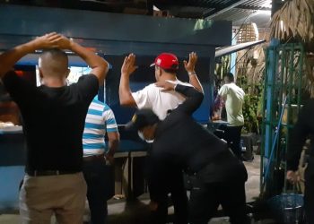 Inspeccionan centros nocturnos en Retalhuleu