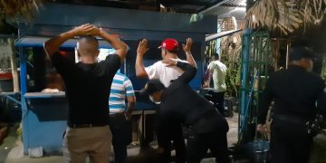 Inspeccionan centros nocturnos en Retalhuleu