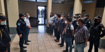 Efectúan operativos en ventas de bebidas alcohólicas de Santa Rosa