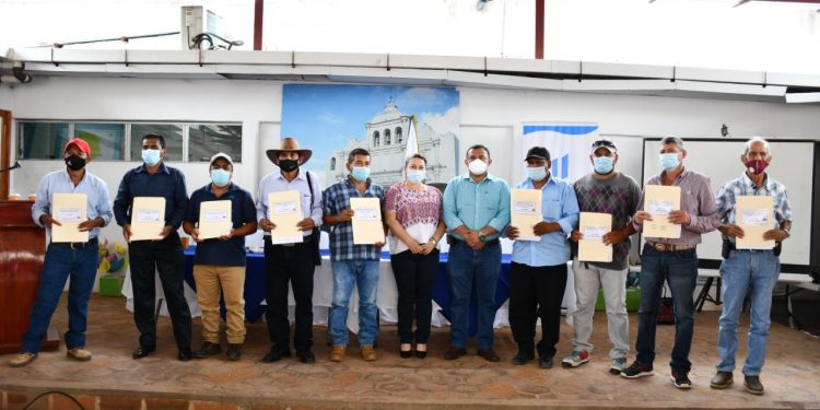 Codede de Baja Verapaz financiará 10 obras en beneficio de Salamá