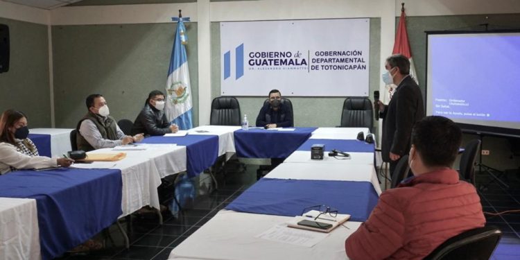Totonicapán reactiva mesa departamental de competitividad