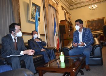 Representante de cooperación japonesa visita Quetzaltenango