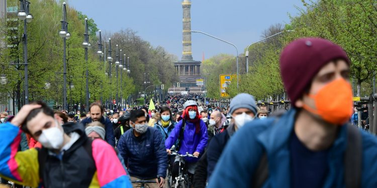 La incidencia acumulada del COVID-19 continúa a la baja en Alemania