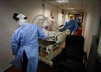 Uruguay, primer país en muertes diarias por COVID-19, según su población