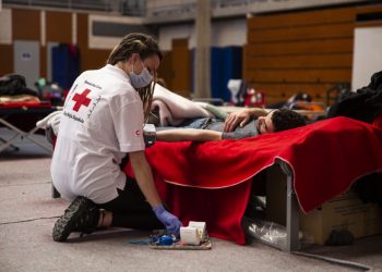 España reafirma apoyo a Cruz Roja para afrontar estragos de la pandemia