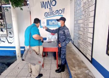 Vacunación ejército apoya