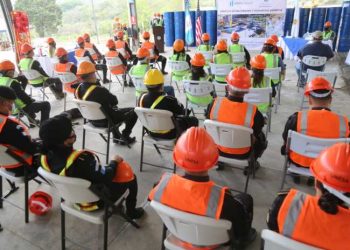 Entregan certificaciones a expertos en destrucción de precursores y sustancias químicas