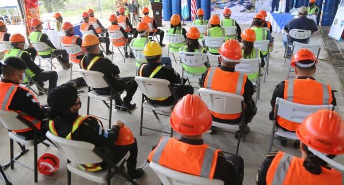 Entregan certificaciones a expertos en destrucción de precursores y sustancias químicas