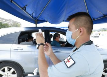 Adultos mayores valoran el servicio de vacunación contra el coronavirus