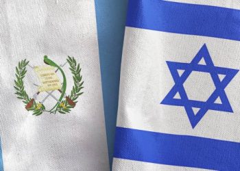 Mezcla banderas de ambas naciones