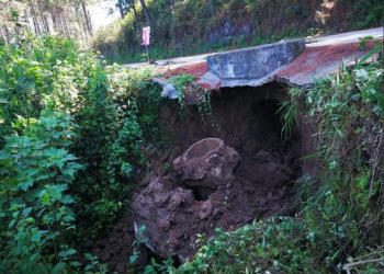 Personal de Conred atiende incidentes ocasionados por viento y lluvia