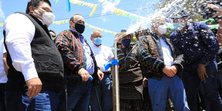 Presidente Giammattei inaugura Unidad de Riego Xibalbay, en Sololá