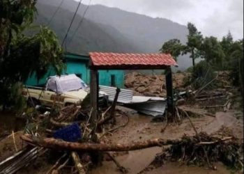 Brindan atención a más de 5 mil afectados por aguaceros en Guatemala y Quetzaltenango