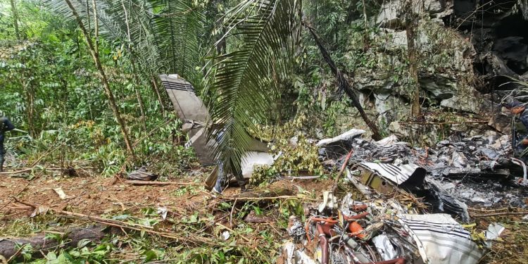 Fuerzas de Tierra del Ejército localizan en Izabal aeronave accidentada con posible droga