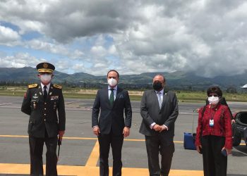 Delegación guatemalteca viaja a la toma de posesión del presidente de Ecuador
