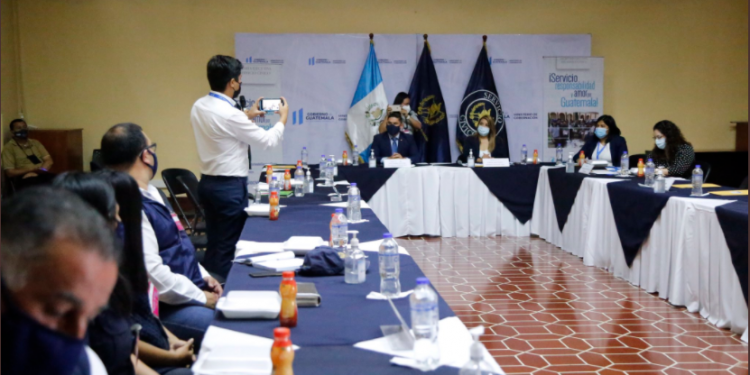 Lanzan convocatoria para que jóvenes participen en proyectos de servicio cívico