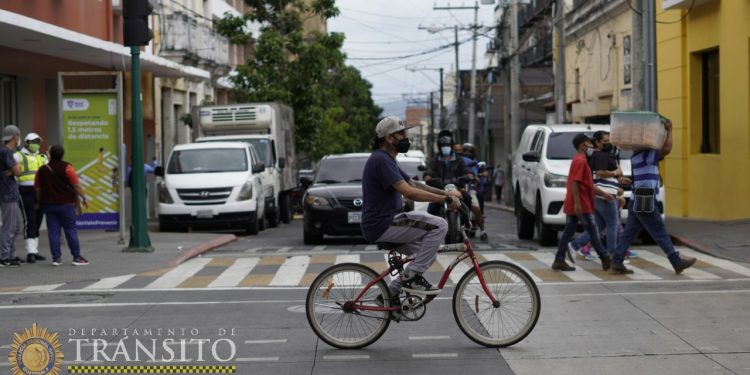 Tránsito de la PNC se une a celebración de Semana Mundial para la Seguridad Vial