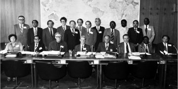 La trigésima tercera Asamblea Mundial de la Salud declaró oficialmente la erradicación de la viruela en el mundo./Foto: OMS.