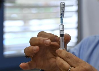 EE. UU. apoyará una propuesta en la OMC para suspender las patentes de vacunas