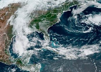 Ana, primera tormenta del año en el Atlántico, se forma cerca de Bermudas