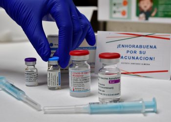 OMS afirma que todas las vacunas del coronavirus son efectivas pero pide cautela