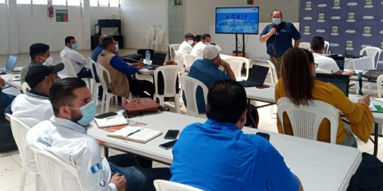 Municipalidades de Jutiapa se capacitan en formulación y evaluación de proyectos de inversión pública