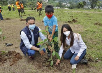 Promueven iniciativa de reforestación en Guatemala./Foto: MARN.