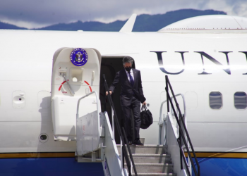 Blinken llega a Costa Rica para abordar tema migratorio en Centroamérica