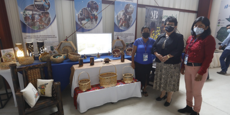 Beneficiarias del programa unidades productivas de Sosep.