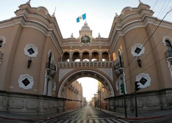 Anuncian cierre temporal de sede central de Dirección de Correos y Telégrafos