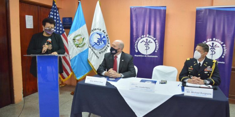 El Gobierno de Estados Unidos donó 6 congeladores para la protección de vacunas contra el COVID-19