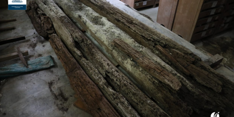 Dinteles se encuentran resguardados Parque Arqueológico ubicado en Flores, Petén./Foto: Ministerio de Cultura y Deportes.