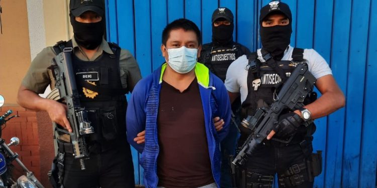 Comando Antisecuestros detiene a hombre incluido en la lista de los más buscados