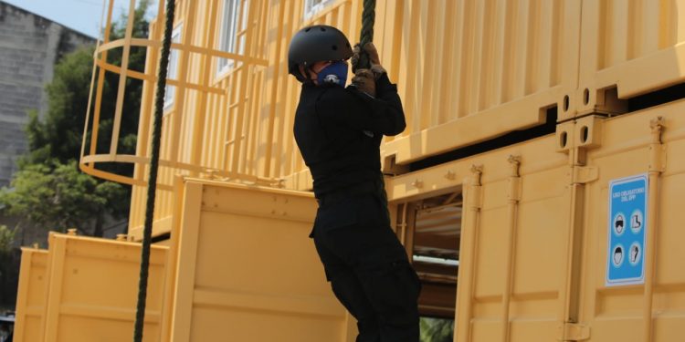 Con el apoyo de EE. UU., Gobernación implementa Unidad Móvil de Interdicción Táctica