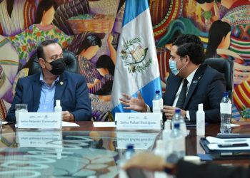 Presidente Giammattei verifica avances del Ministerio de Trabajo