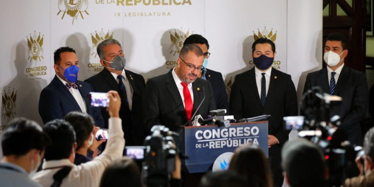 Presentan al Congreso iniciativa de Ley para el Rescate del Patrimonio Prehispánico