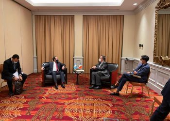 Canciller Pedro Brolo sostiene reunión con homólogo de México en Costa Rica