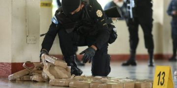 Presidente: Estamos persiguiendo al narcotráfico en todo el país