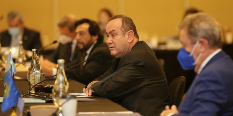 Participación del presidente Alejandro Giammattei en Cumbre de Jefes de Estados y de Gobierno del Sica en Costa Rica