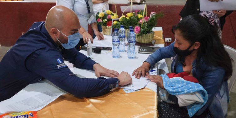 Integran a 143 personas a programa de Subsidios Familiares