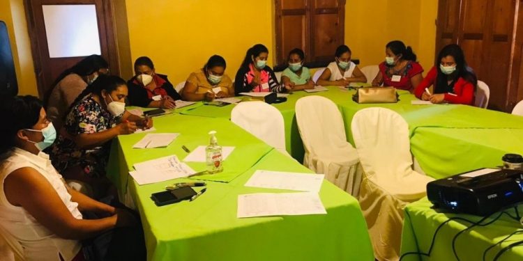 Imparten diplomado para unidades productivas de Huehuetenango