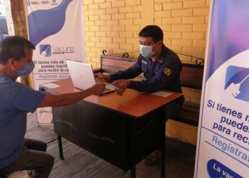 Avanza registro de vacunación para personas mayores de 50 años en Escuintla
